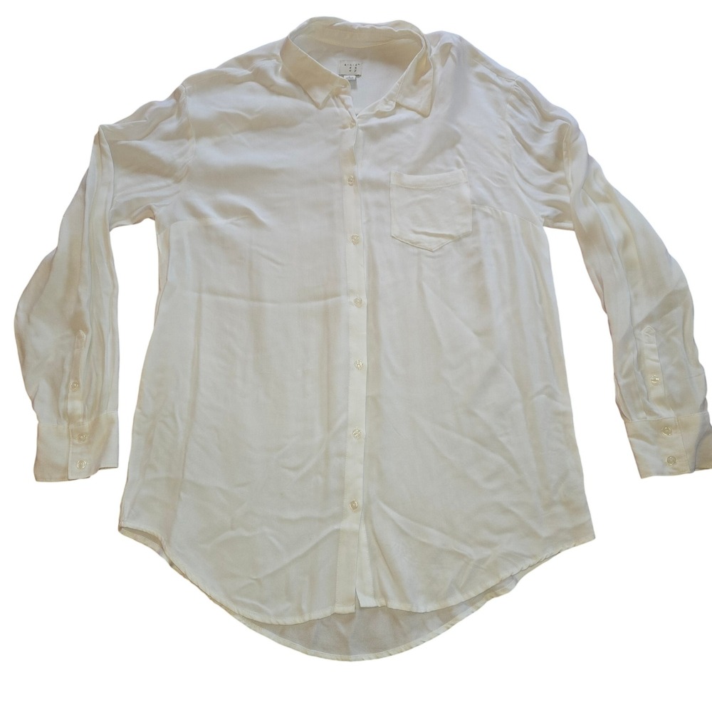 A.N.D. eawy White Shirt Size Large Soft Long Sleeve Button up Blouse Shirt Top